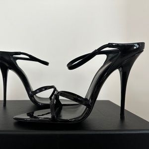 NEW Saint Laurent Gippy Patent Crisscross Mule Sandals sz 38